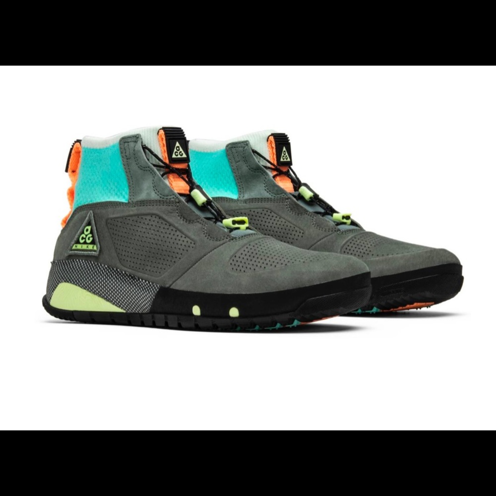 Nike Ruckel Ridge-never worn, women’s size 7. Not created anymore! Men’s size 5.